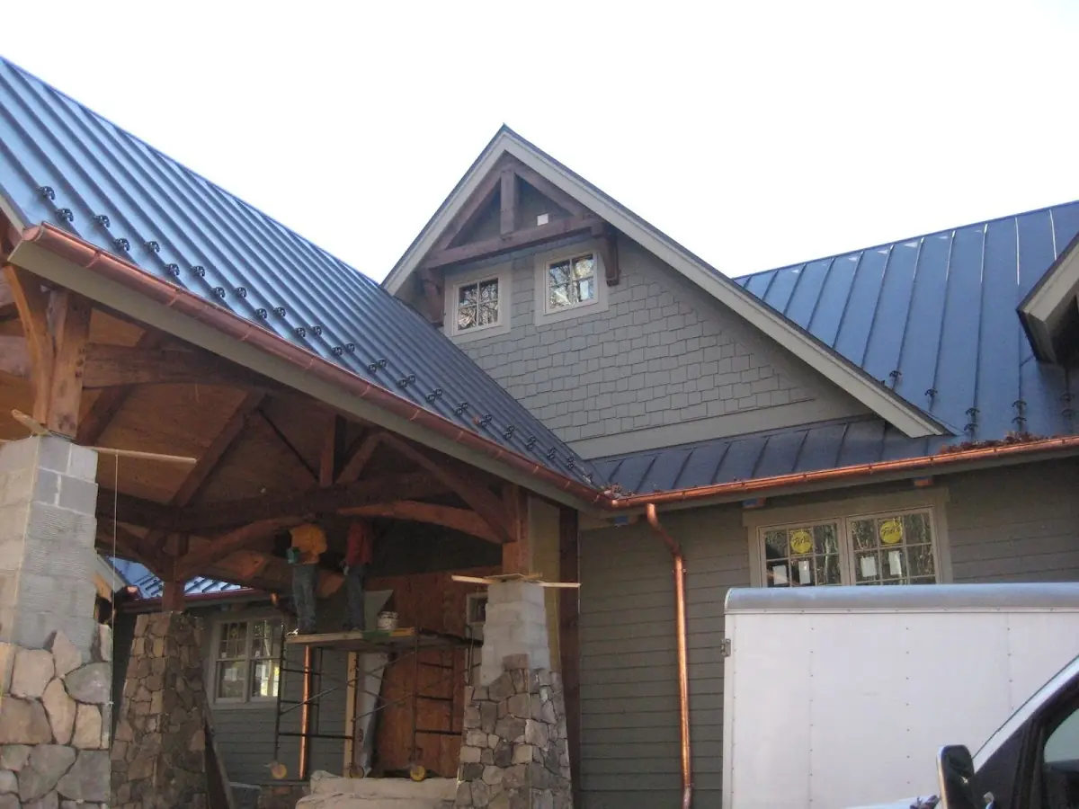 Craftsman Roofing team delivering quality roofing work in Ponte Vedra